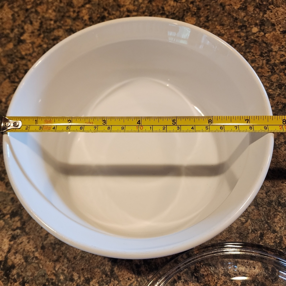 Corning Ware Round Casserole Dish W Glass Lid, F-5-B - Picture 4 of 5